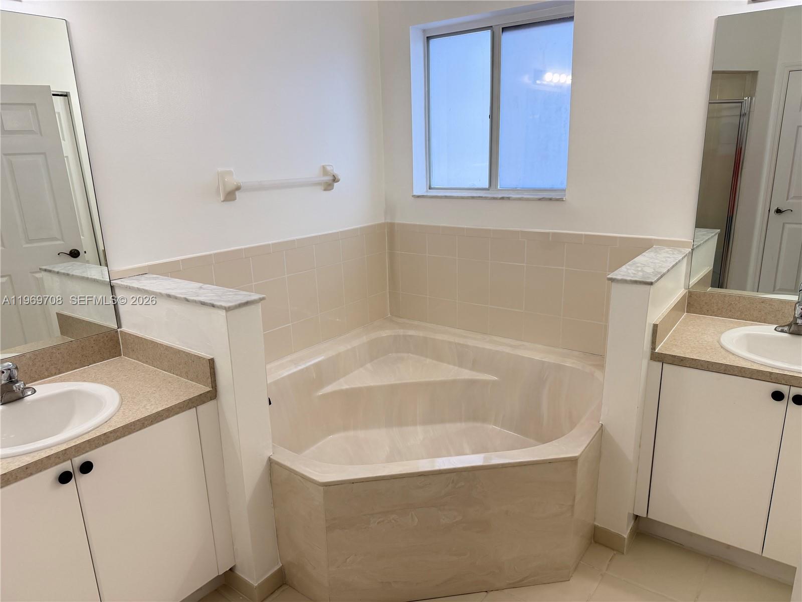 TOWNGATE NORTH - Residential