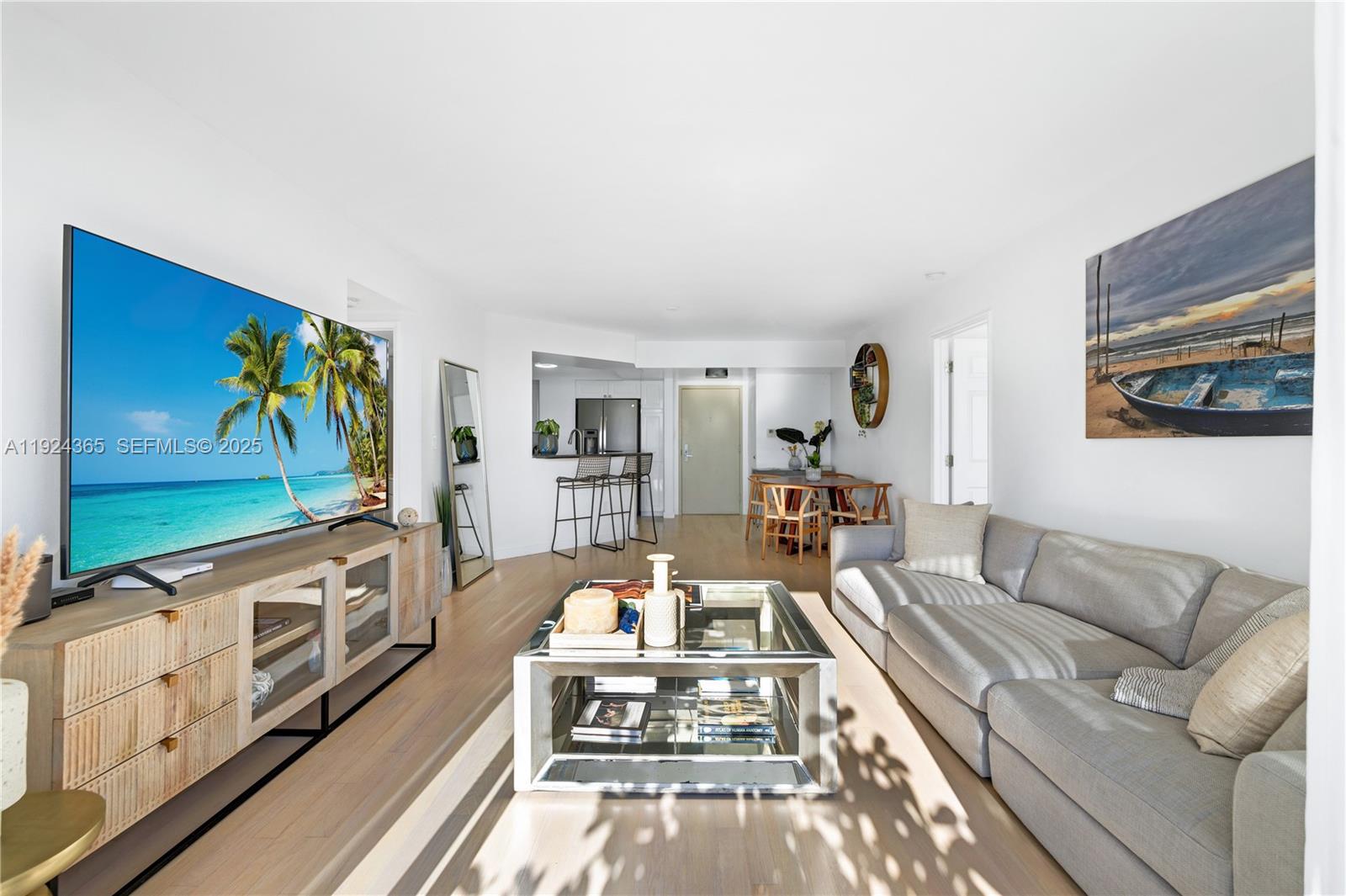 SUNSET HARBOUR SOUTH COND - Residential