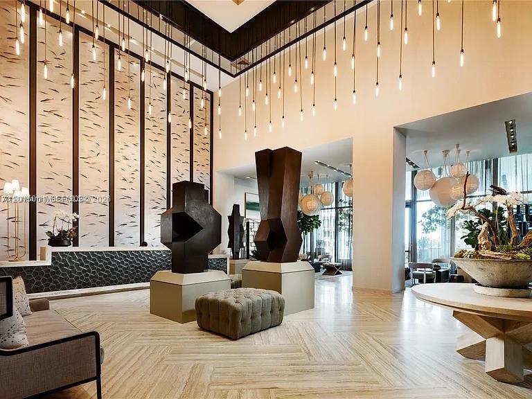 BISCAYNE BEACH CONDO - Residential