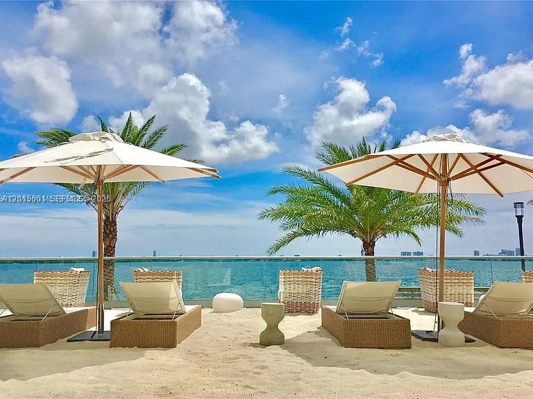 BISCAYNE BEACH CONDO - Residential