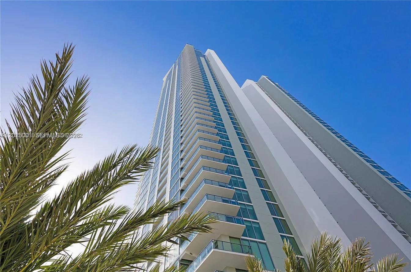 BISCAYNE BEACH CONDO - Residential