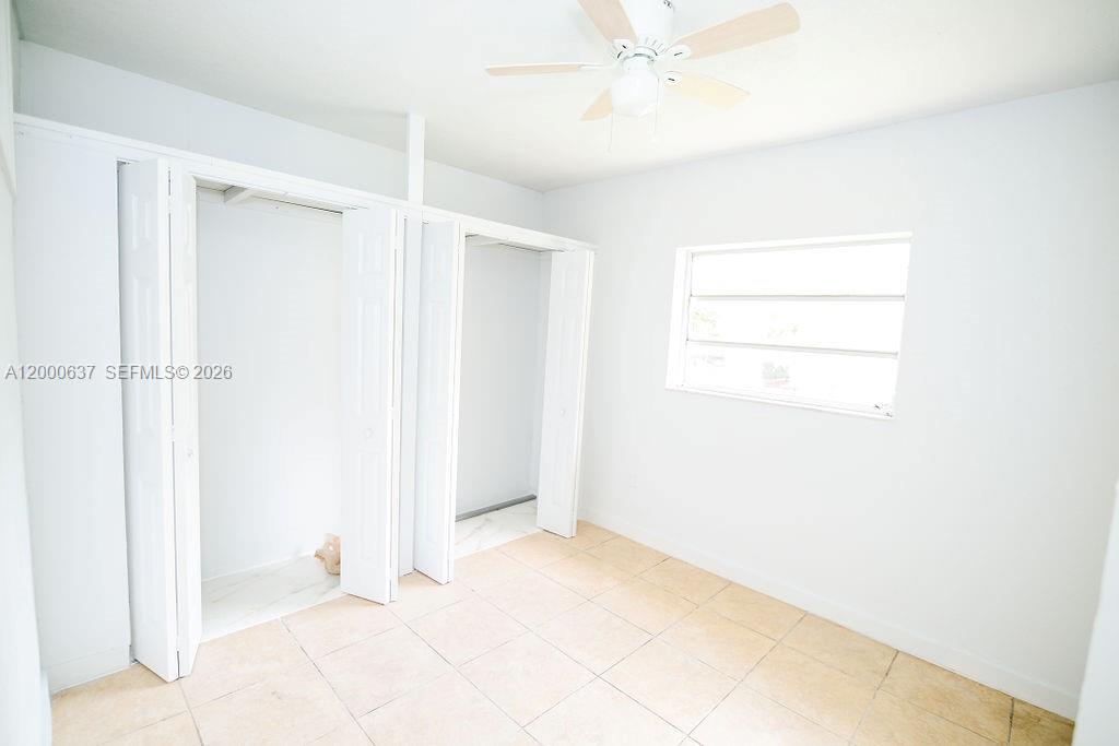 W MIAMI SHORES SEC B - Residential