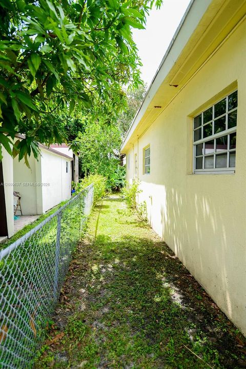 Tiny photo for 298 NW 104th St, Miami, FL 33150 (MLS # A12000637)