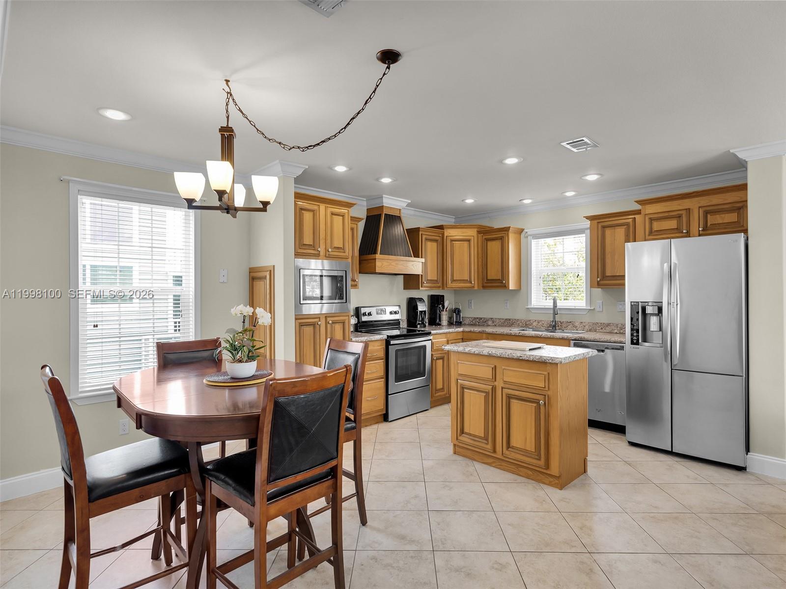 JOLLY ROGER ESTATES - Residential