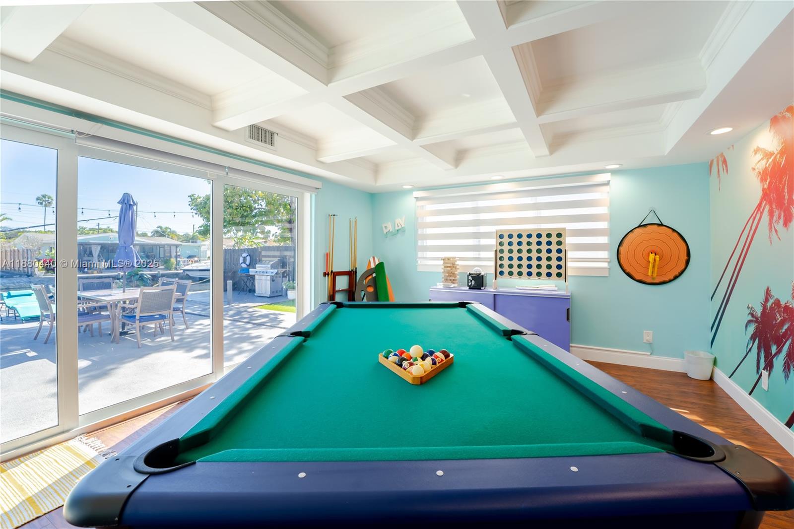 TROPICAL HAVEN - Residential