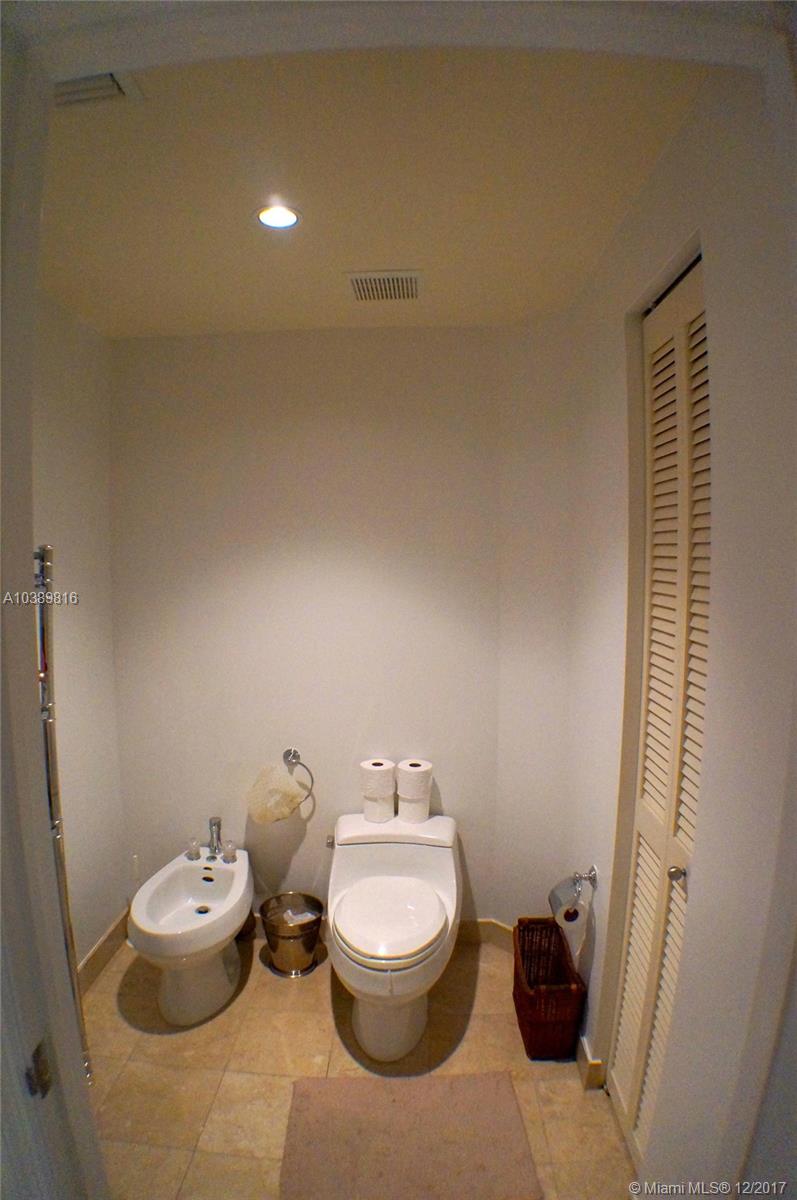 THREE TEQUESTA POINT COND - Residential Lease