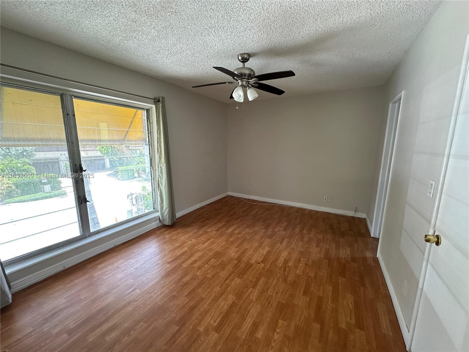 90 Isle Of Venice Dr 9