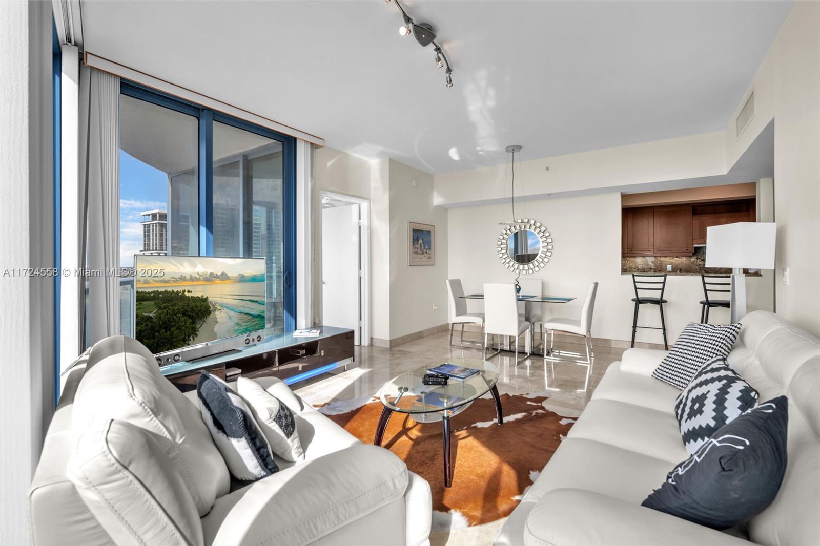 LAS OLAS RIVER HOUSE COND - Residential