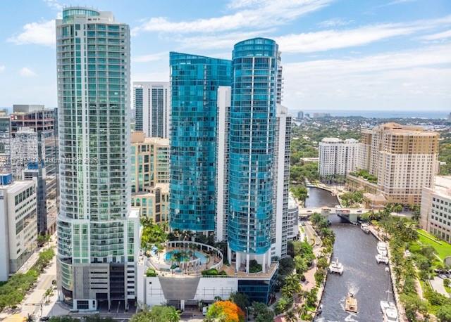 LAS OLAS RIVER HOUSE COND - Residential