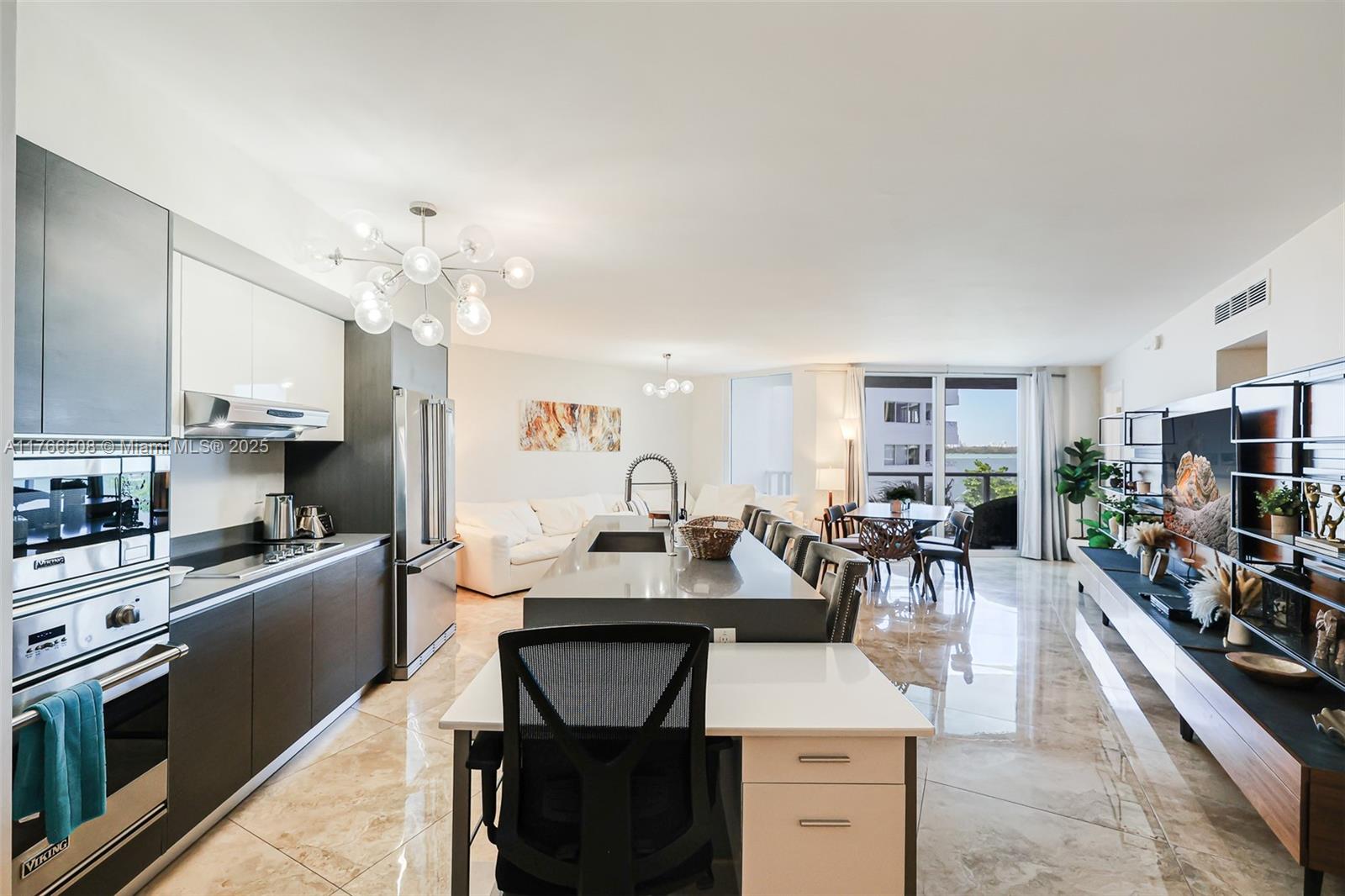 BAY HARBOUR ISLAND - Residential Lease