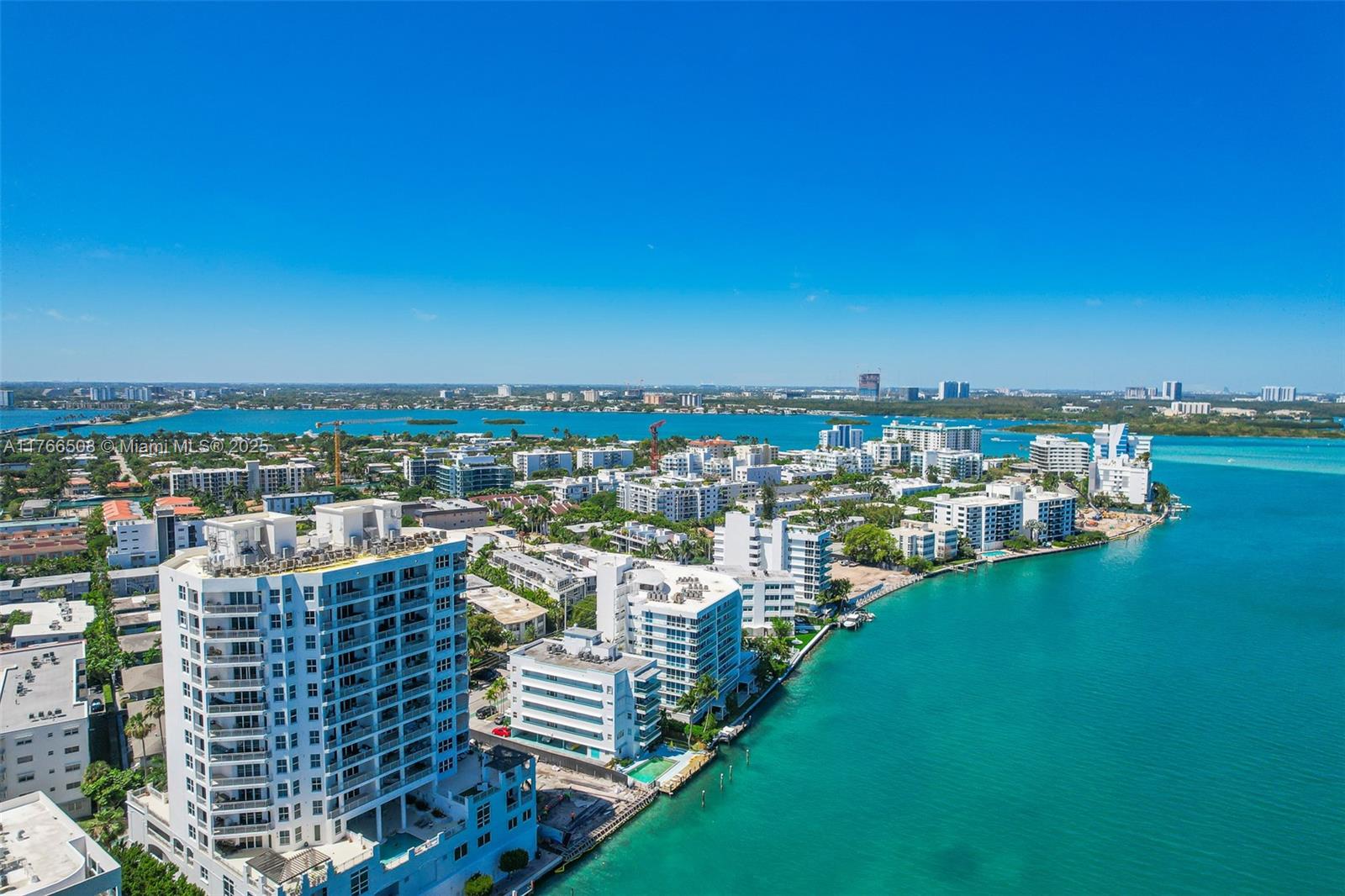 BAY HARBOUR ISLAND - Residential Lease