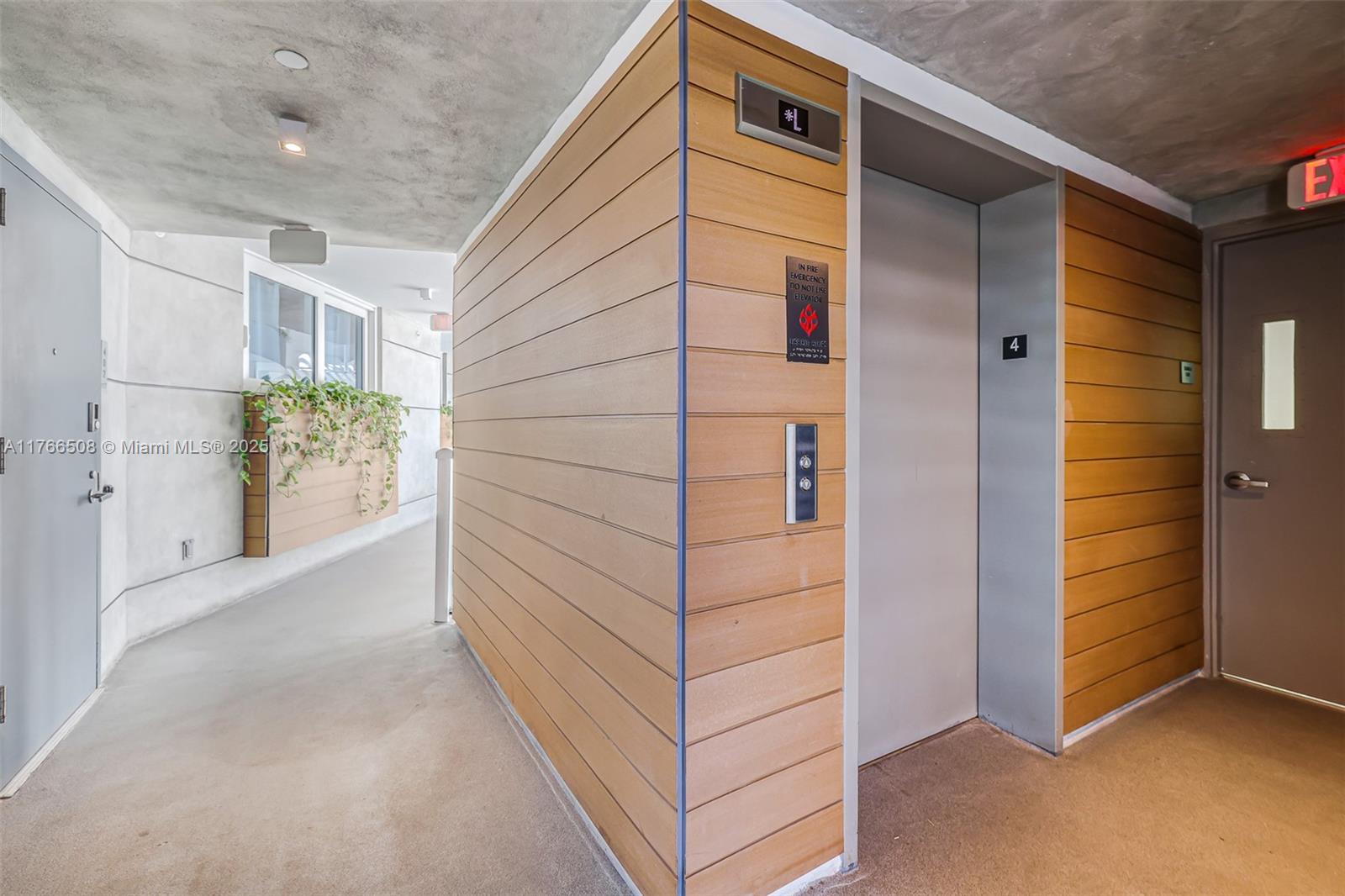 BAY HARBOUR ISLAND - Residential Lease