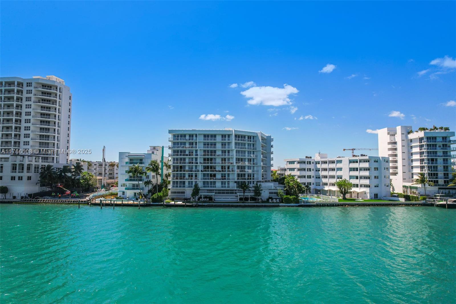 BAY HARBOUR ISLAND - Residential Lease