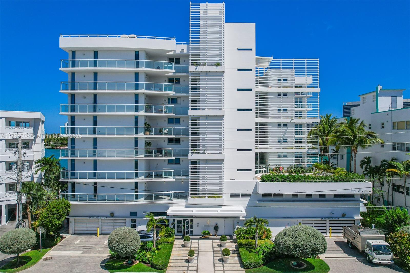 BAY HARBOUR ISLAND - Residential Lease