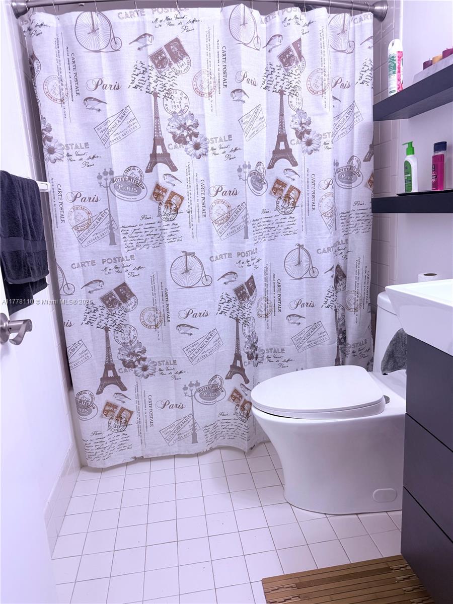 KINGSLEY AT CENTURY VILLA - Residential