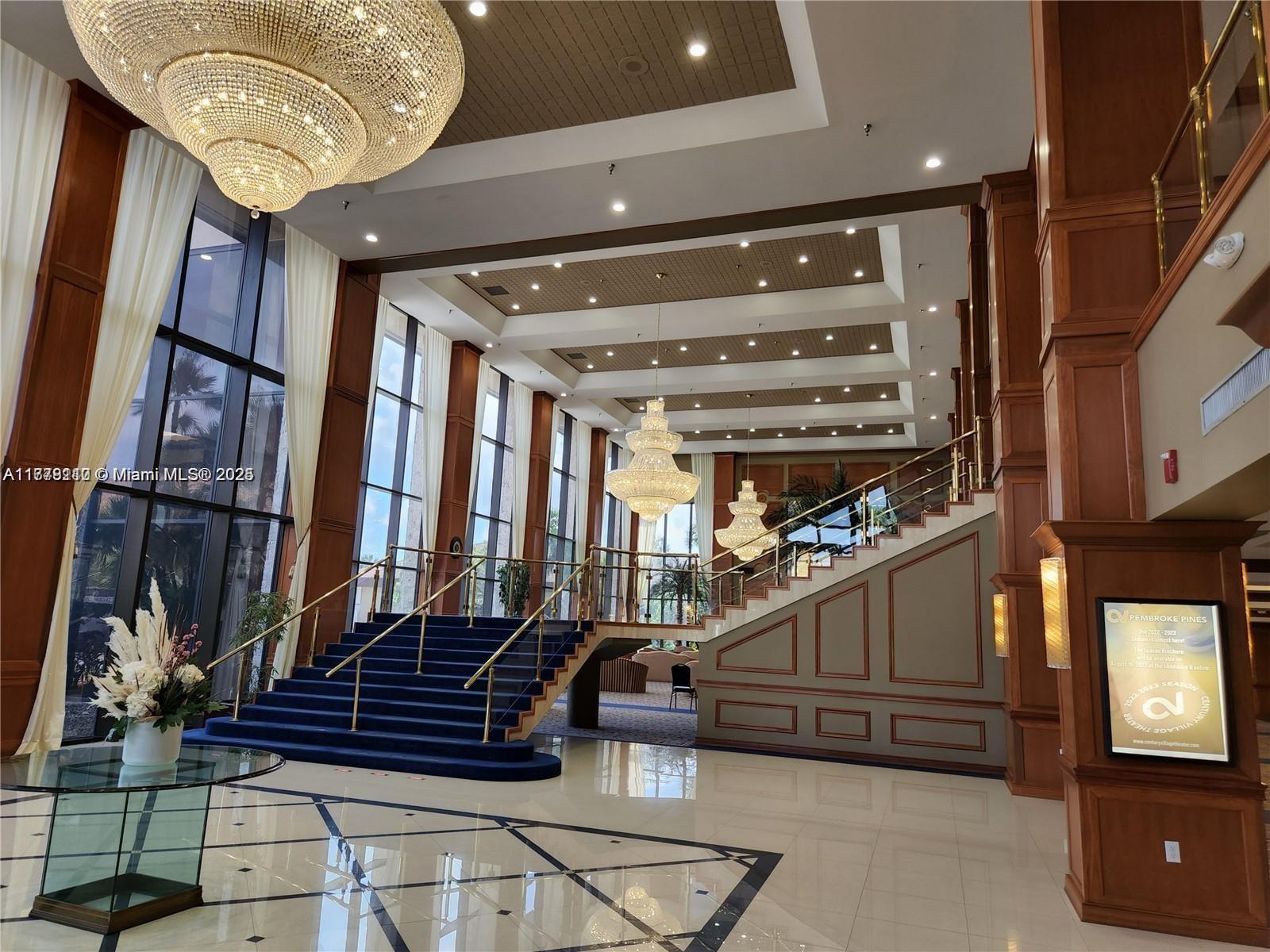 KINGSLEY AT CENTURY VILLA - Residential
