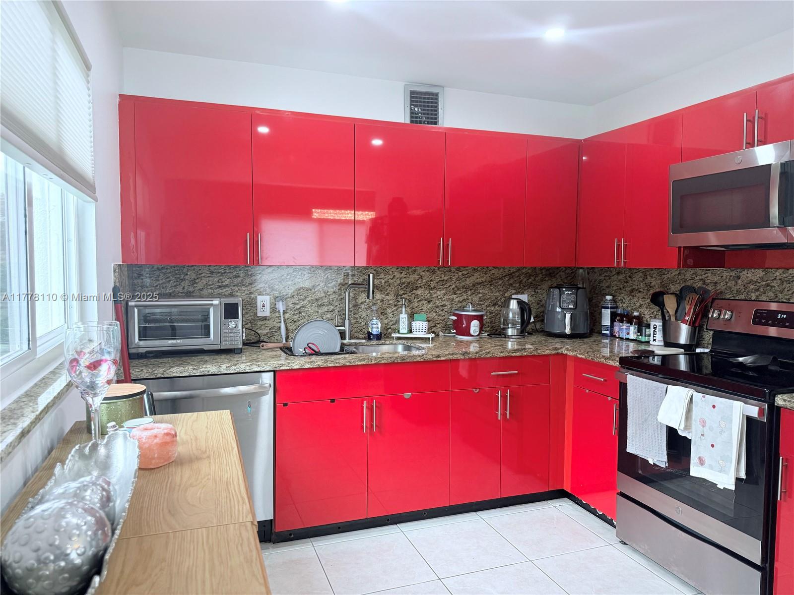 KINGSLEY AT CENTURY VILLA - Residential