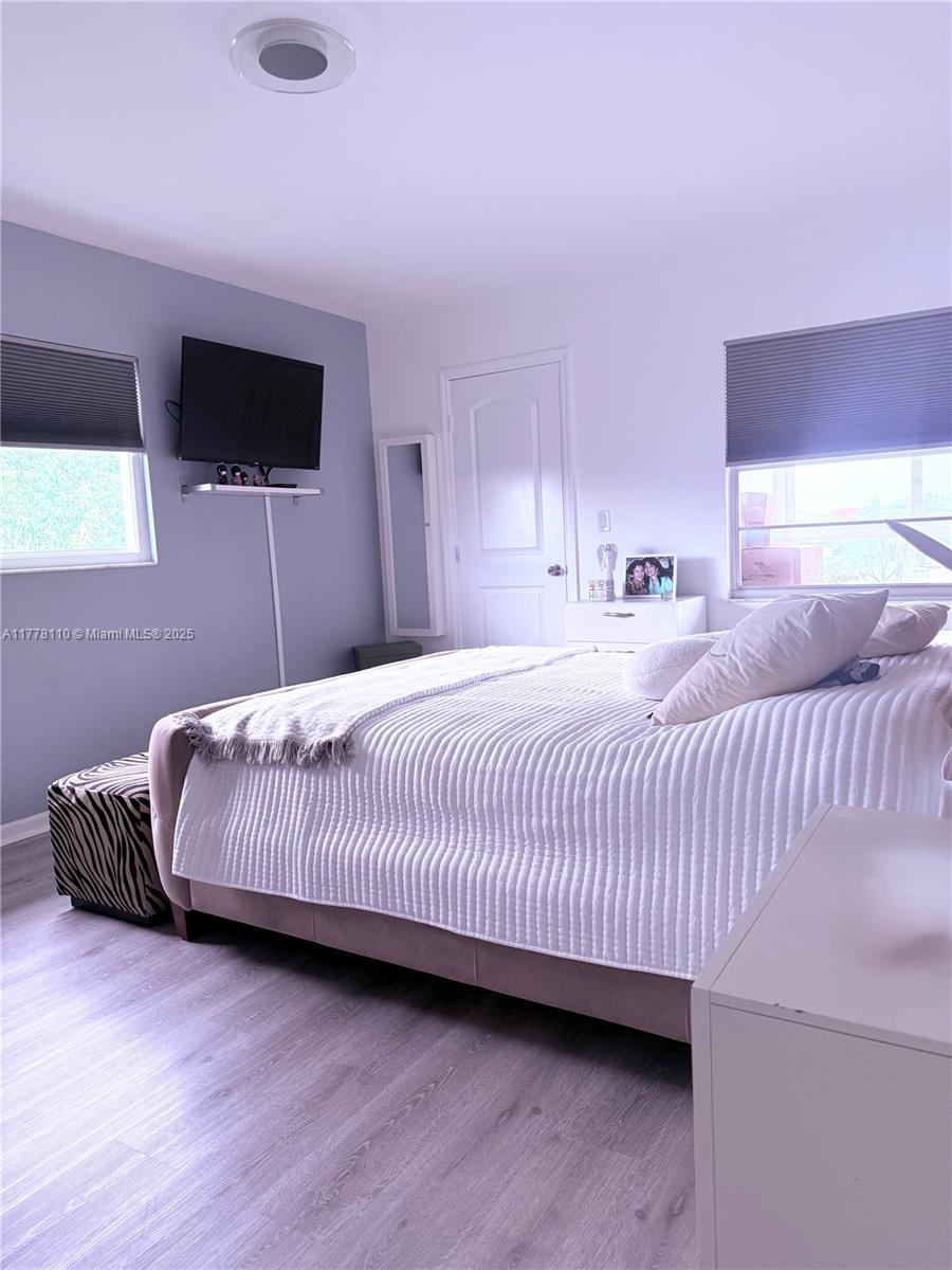KINGSLEY AT CENTURY VILLA - Residential