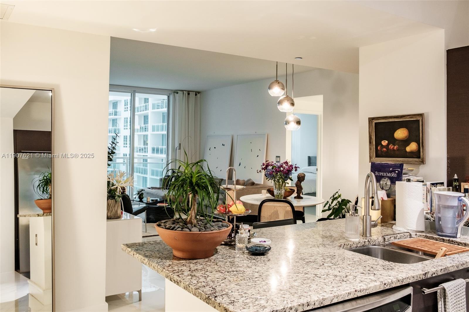 THE PLAZA 851 BRICKELL CO - Residential