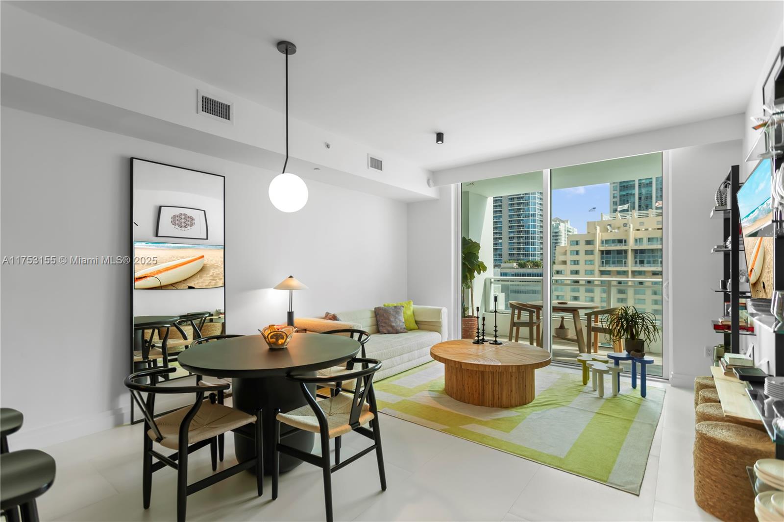 Property for Sale at 1080 Brickell Ave 1802, Miami, Broward County, Florida - Bedrooms: 1 
Bathrooms: 2  - $650,000