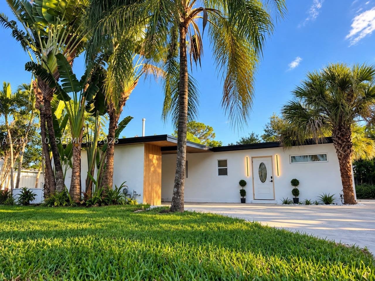 3130 SW 14th St