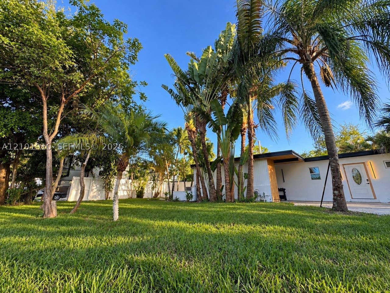 3130 SW 14th St