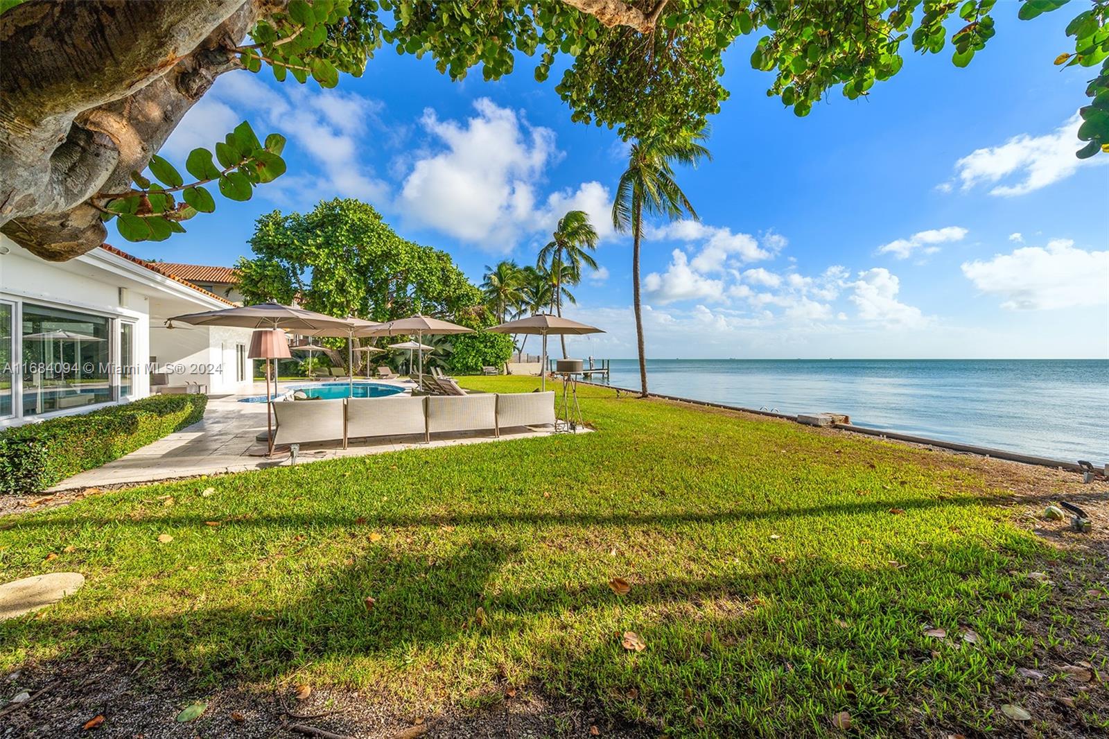MASHTA ISLAND A REPLAT OF - Residential