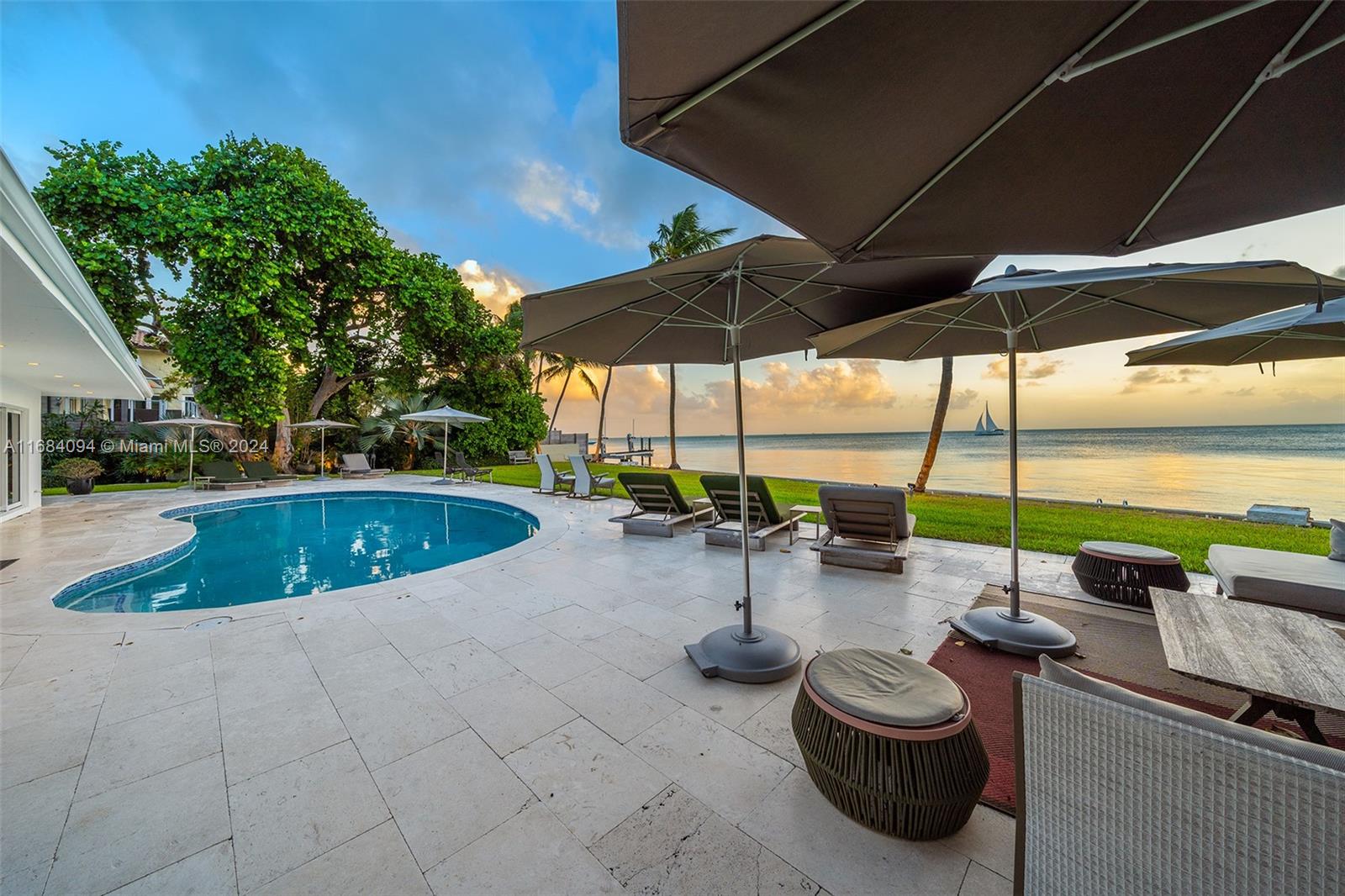 MASHTA ISLAND A REPLAT OF - Residential