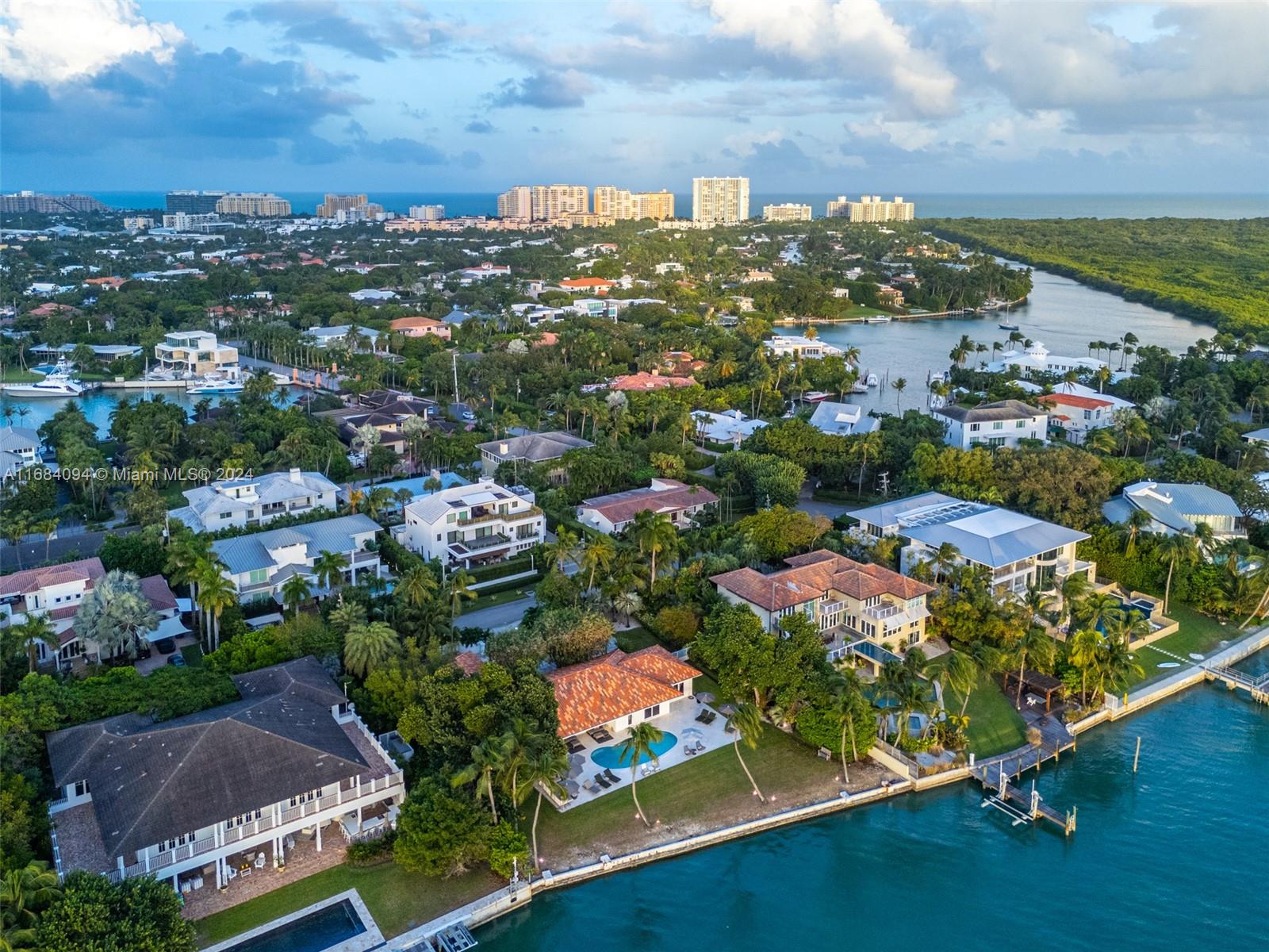 MASHTA ISLAND A REPLAT OF - Residential