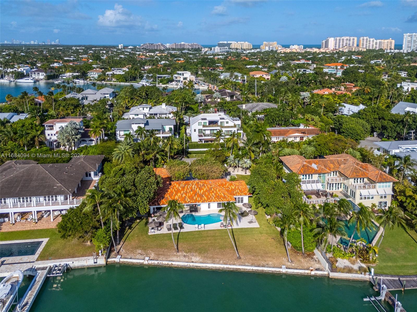 MASHTA ISLAND A REPLAT OF - Residential
