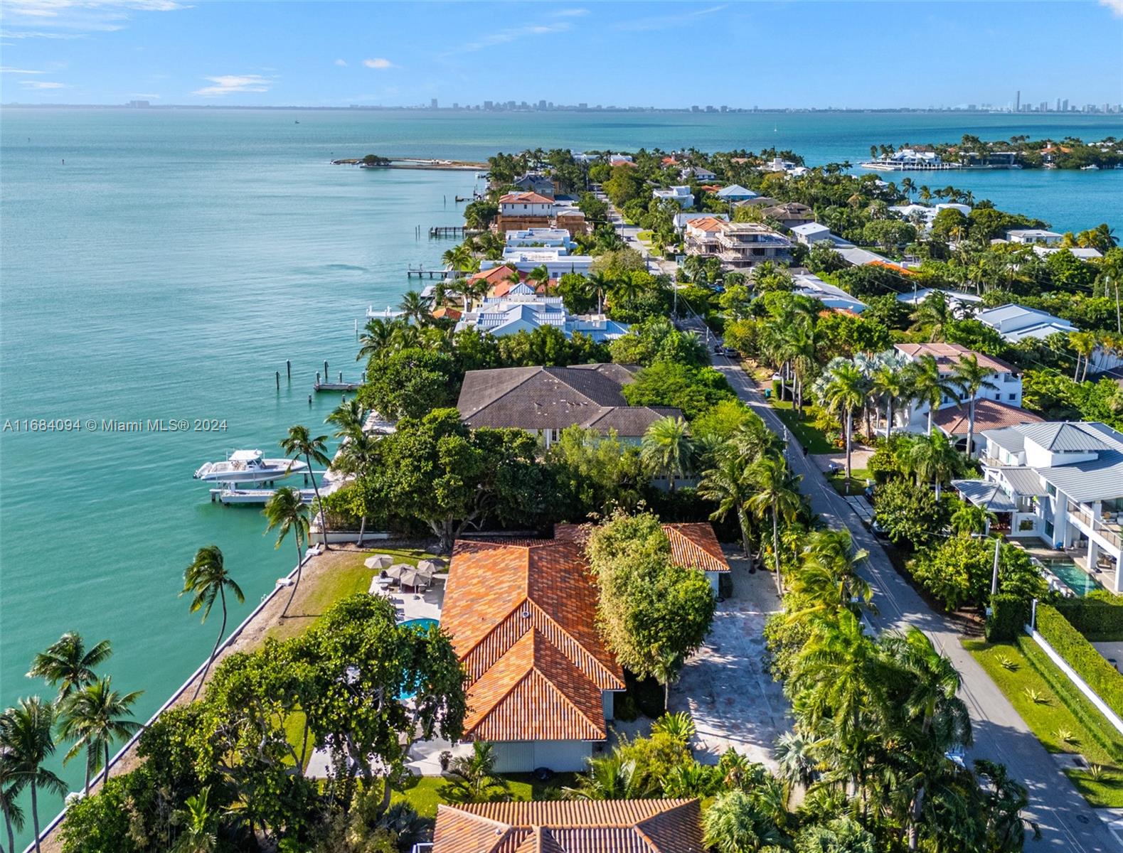 MASHTA ISLAND A REPLAT OF - Residential