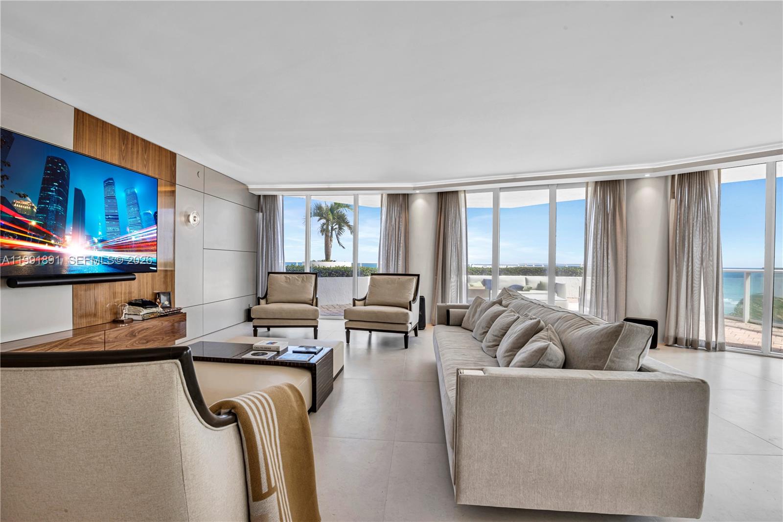 16485 Collins Ave 431