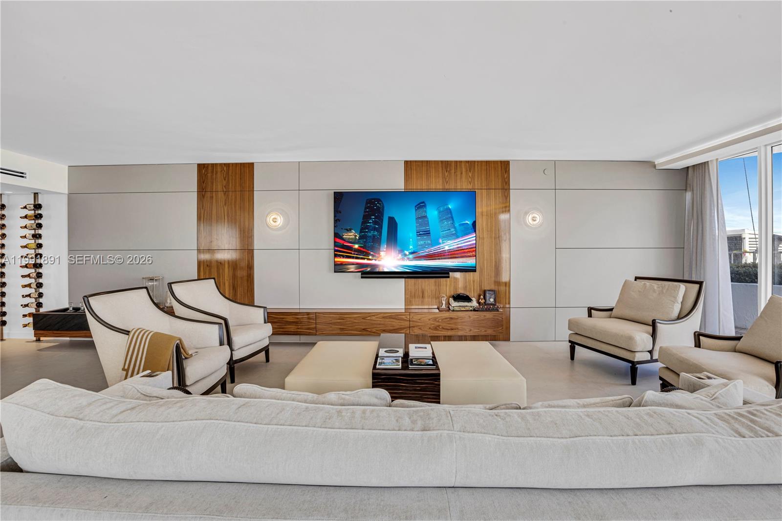 OCEANIA III CONDO - Residential