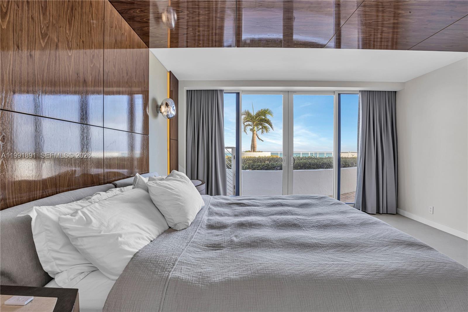 OCEANIA III CONDO - Residential