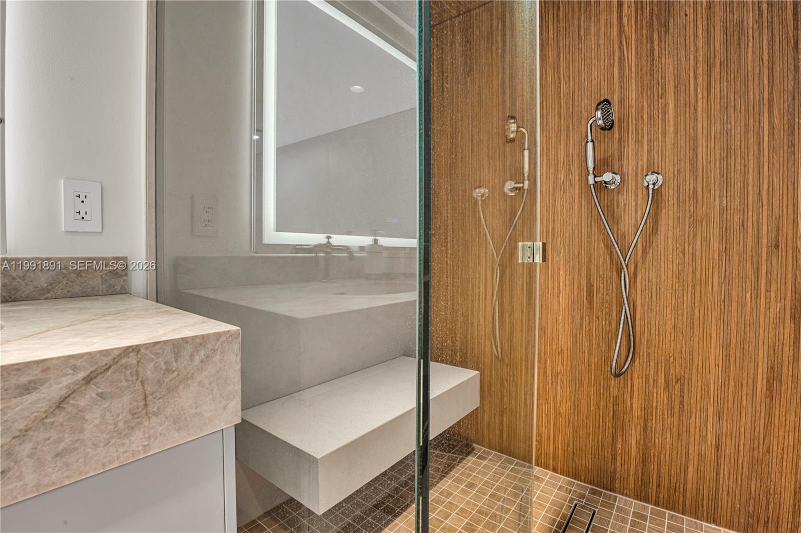 OCEANIA III CONDO - Residential