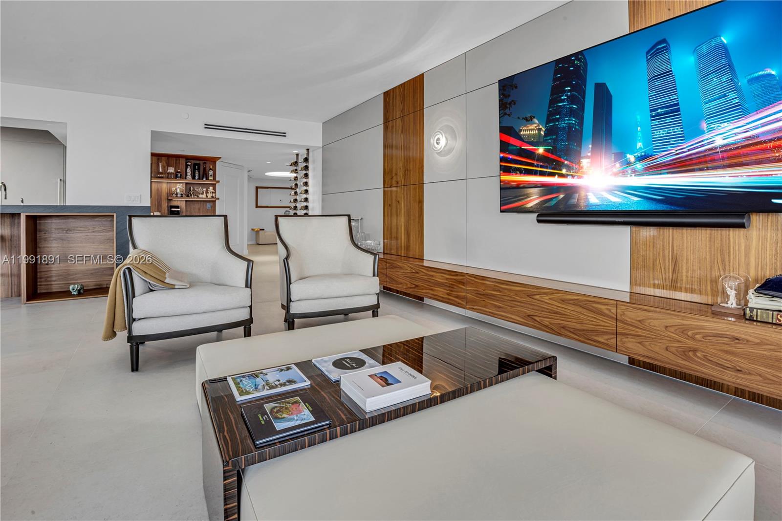 OCEANIA III CONDO - Residential