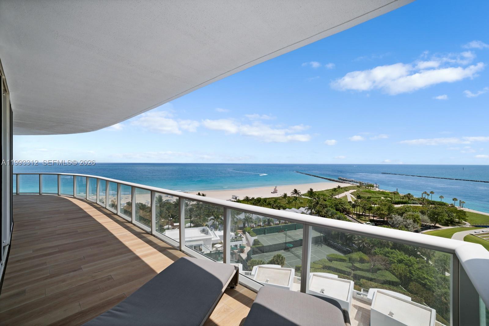 CONTINUUM ON SOUTH BEACH - Residential