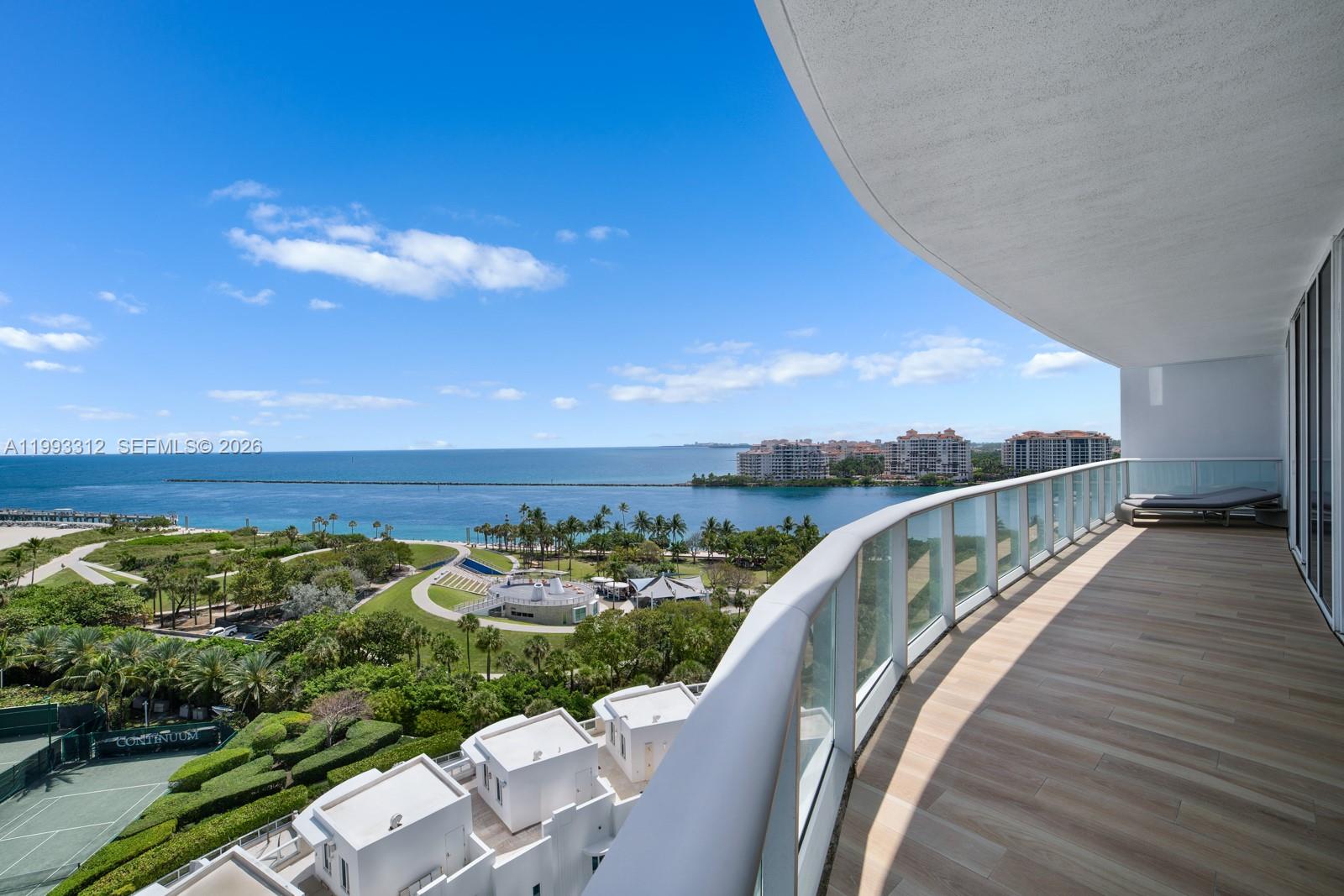 CONTINUUM ON SOUTH BEACH - Residential