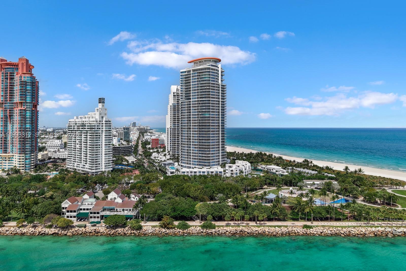 CONTINUUM ON SOUTH BEACH - Residential