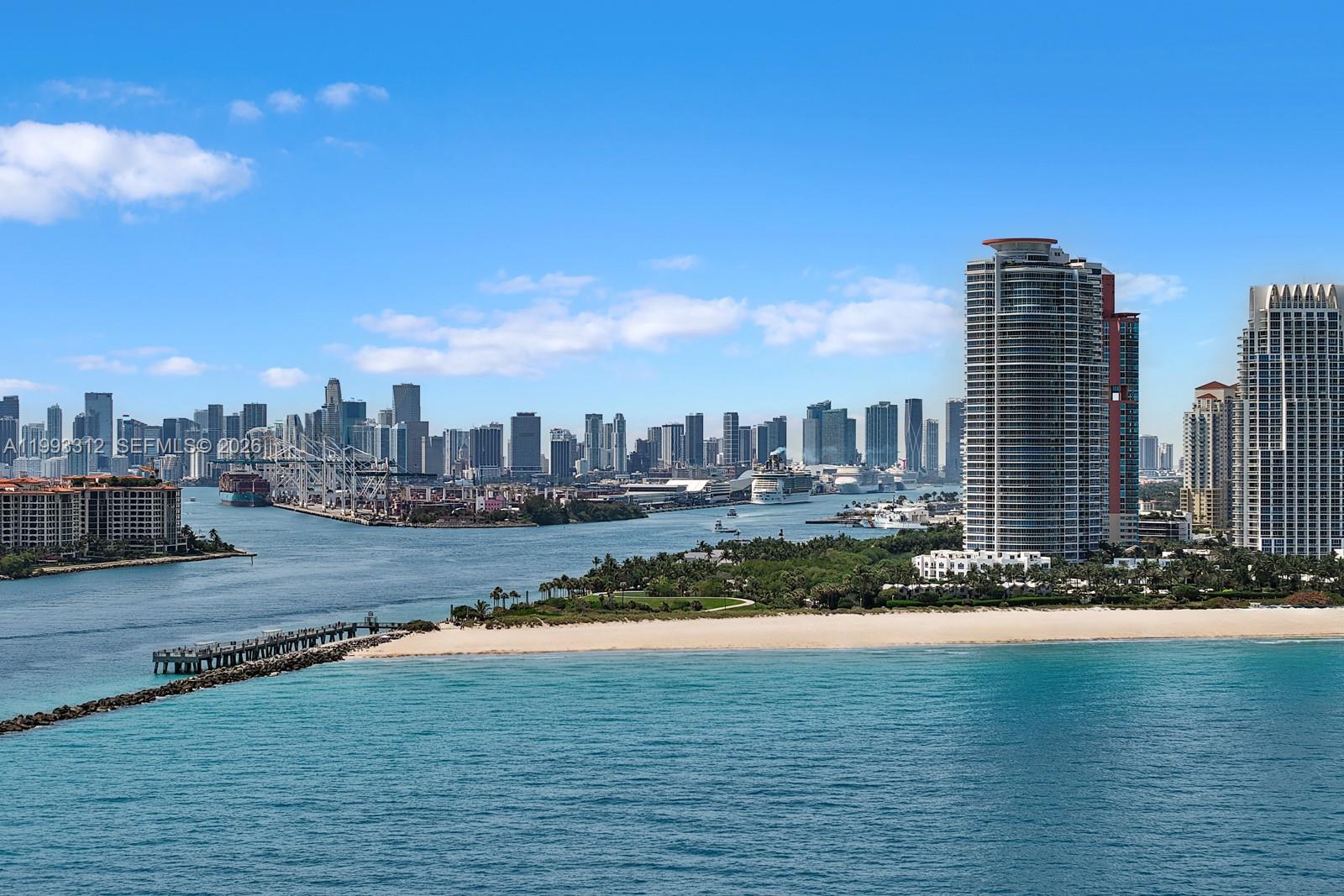 CONTINUUM ON SOUTH BEACH - Residential