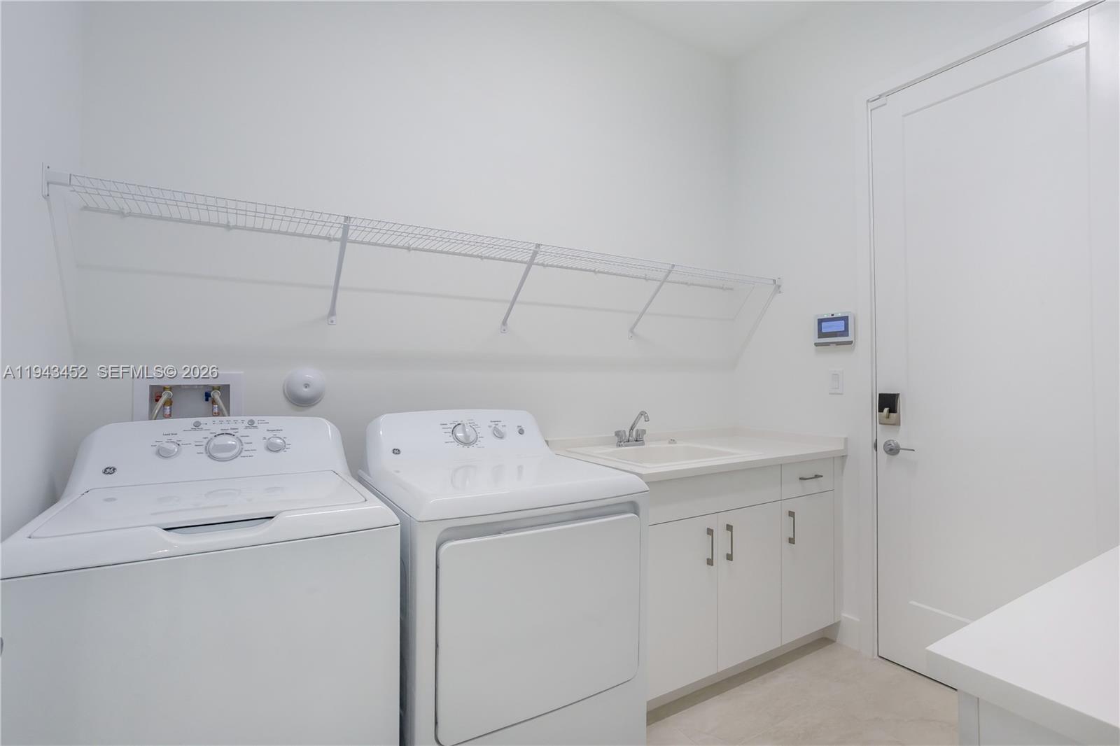 LOTUS PALM - Residential