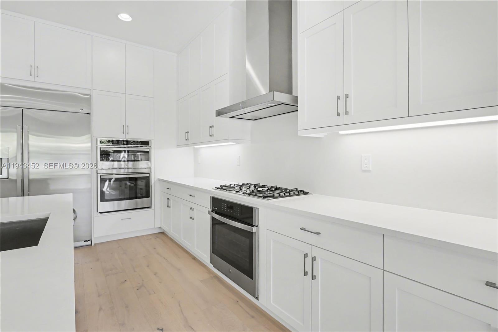 LOTUS PALM - Residential