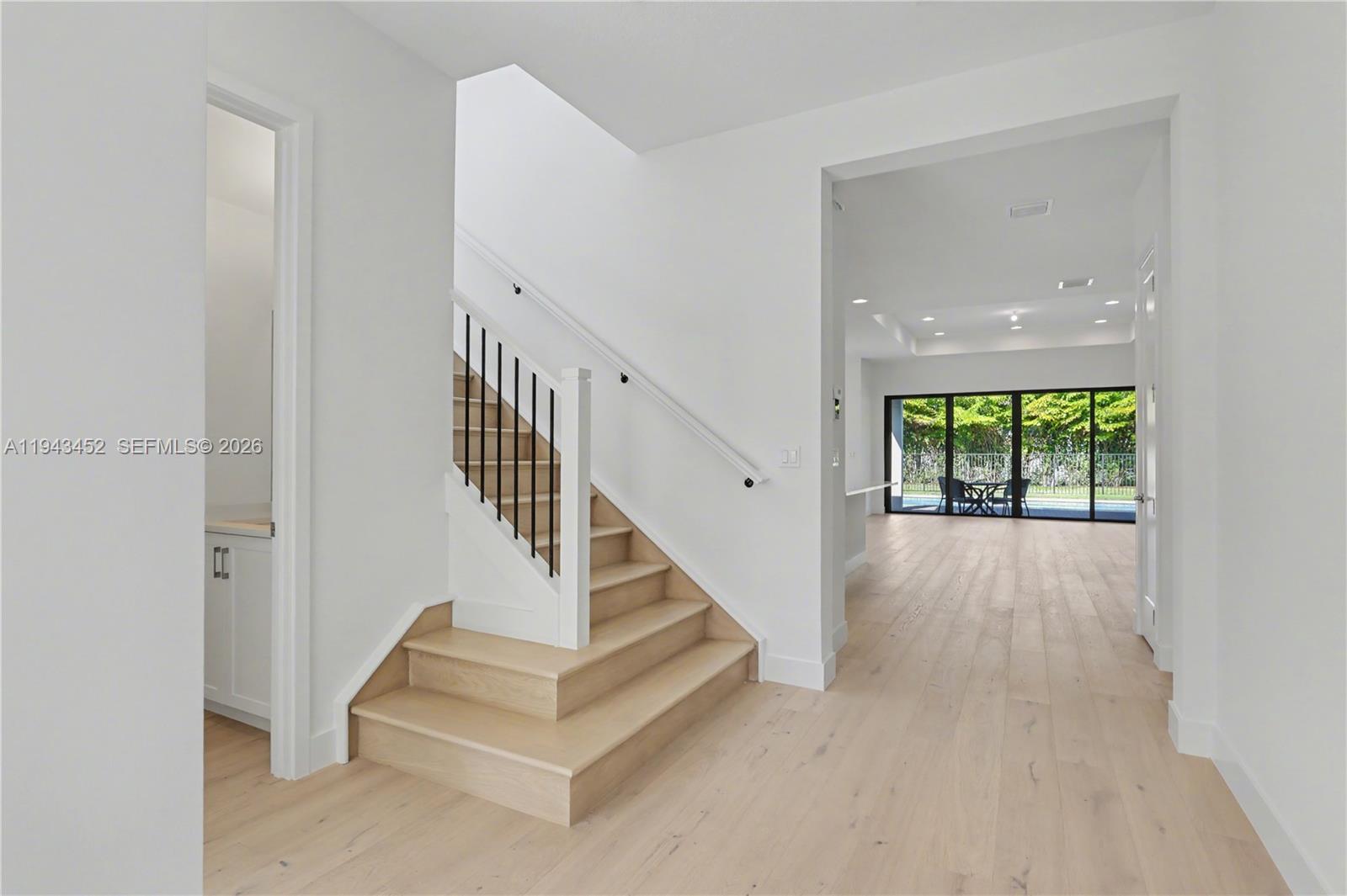 LOTUS PALM - Residential