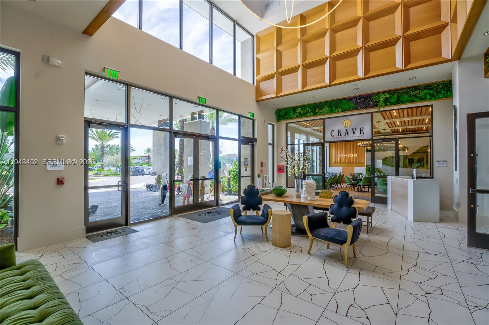 LOTUS PALM - Residential