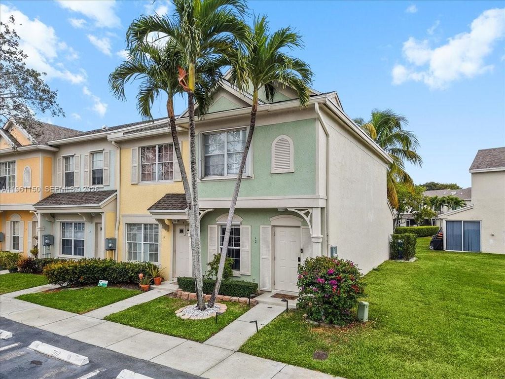 Photo of 12 Whitehead Cir, Weston, FL 33326 (MLS # A11961150)