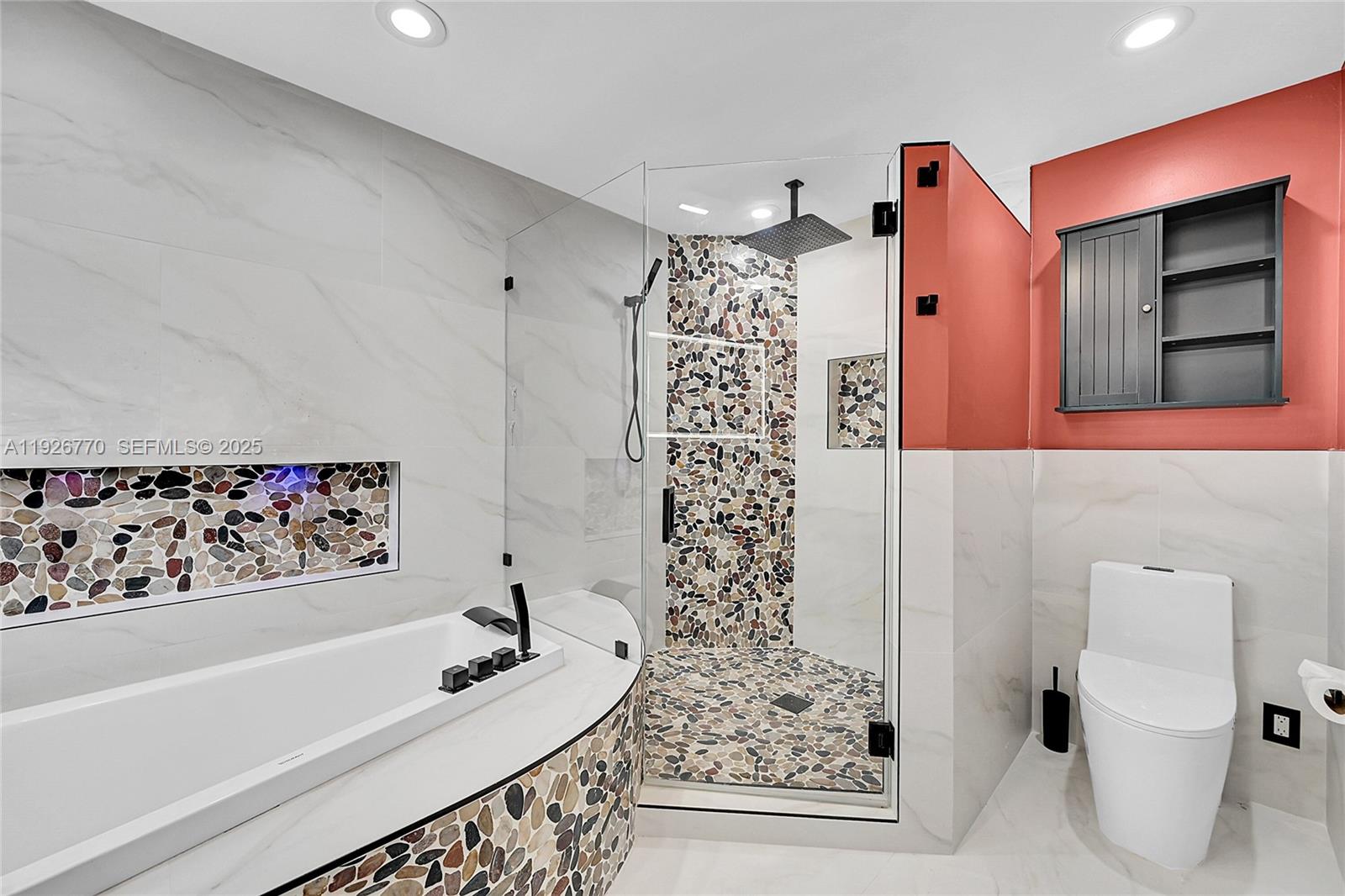 REGENCY LAKES AT COCONUT - Residential