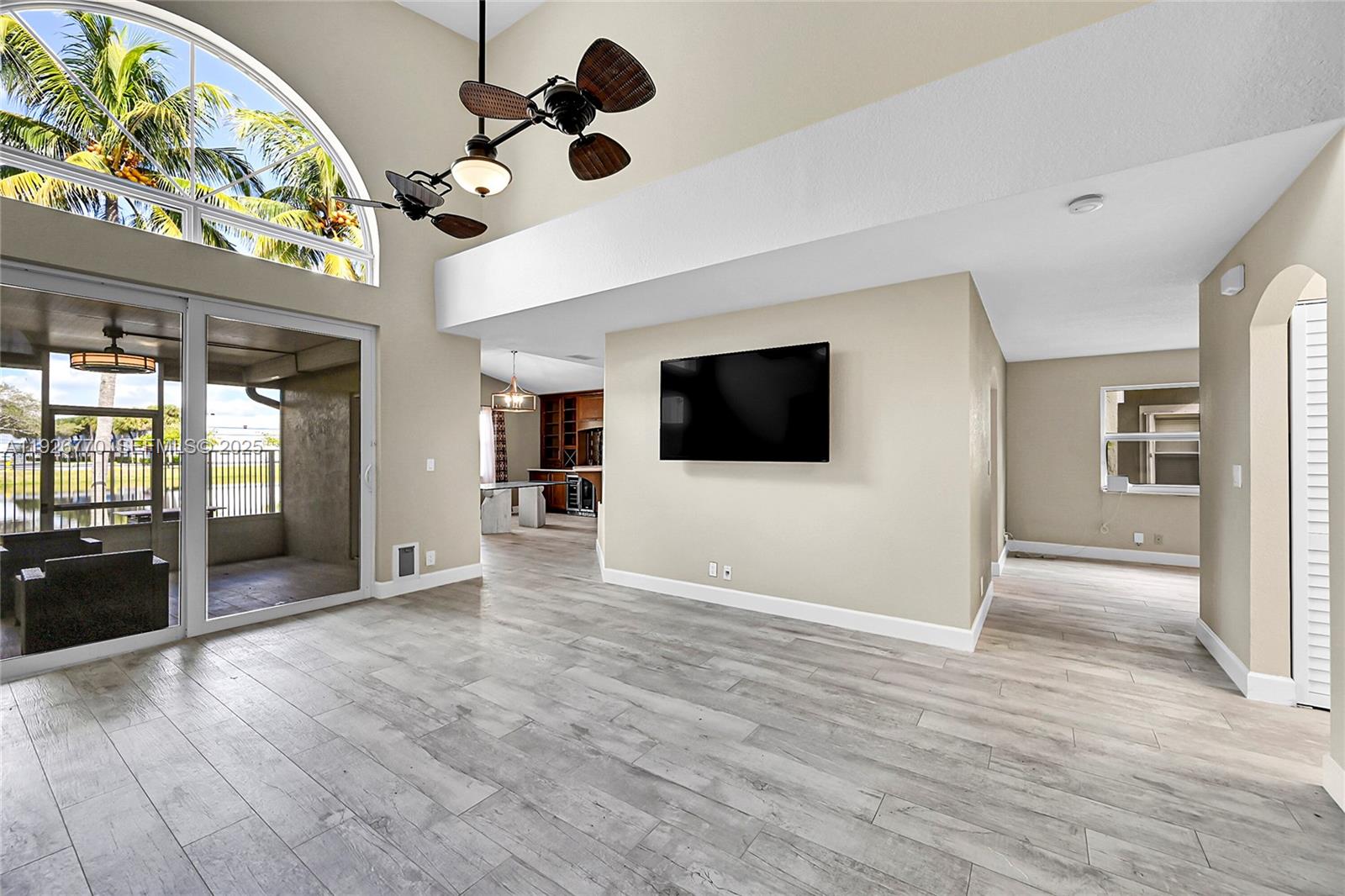 REGENCY LAKES AT COCONUT - Residential