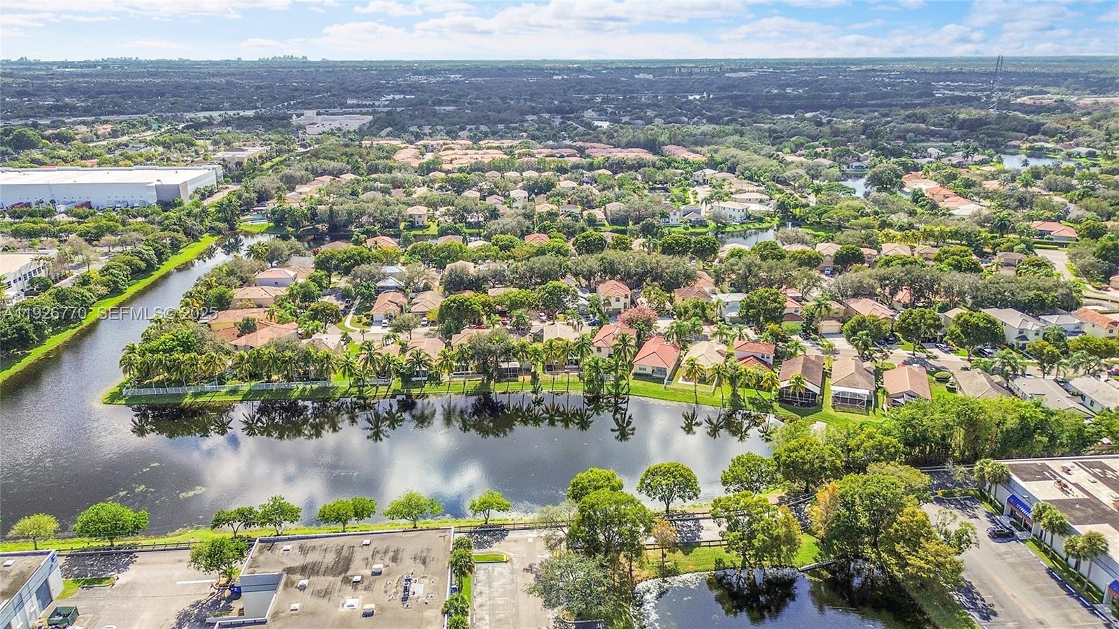 REGENCY LAKES AT COCONUT - Residential