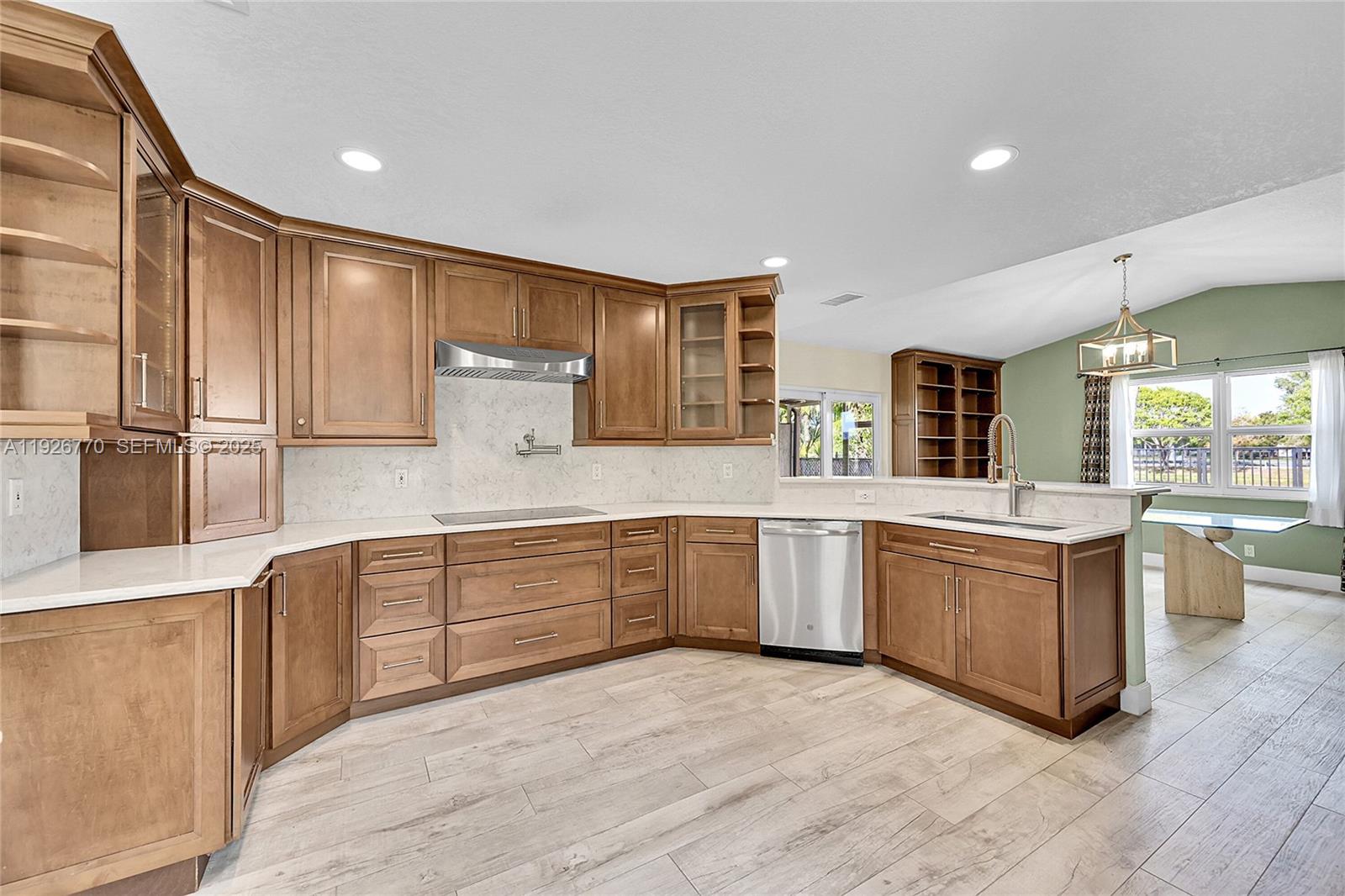 REGENCY LAKES AT COCONUT - Residential