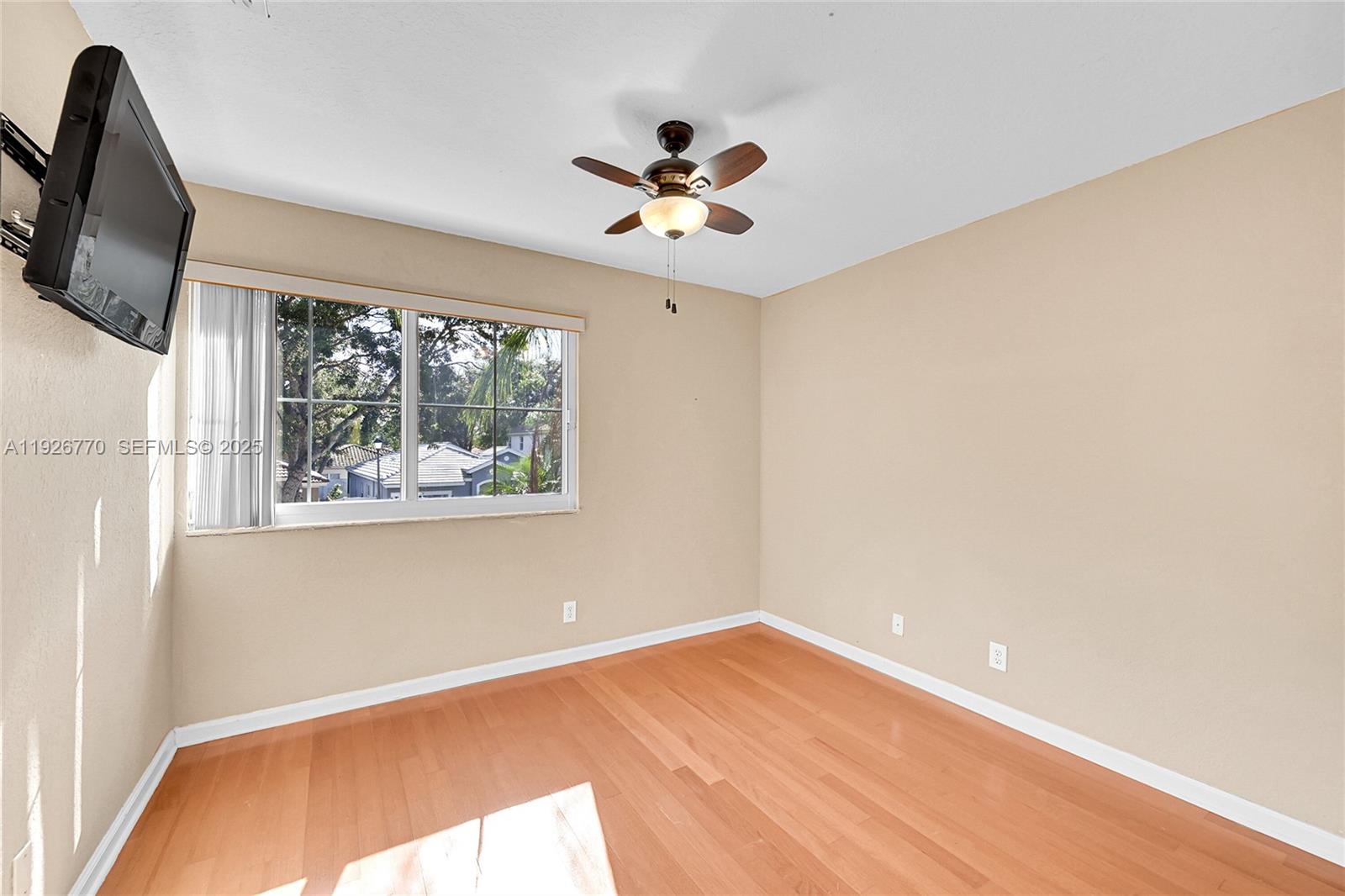 REGENCY LAKES AT COCONUT - Residential